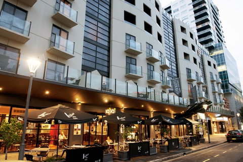 Mantra Hindmarsh Square - Lennox Head Accommodation 3