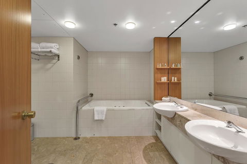 Stamford Plaza Adelaide - Lennox Head Accommodation 29