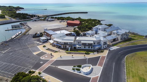 Aloha Waterfront Properties - Lennox Head Accommodation 1