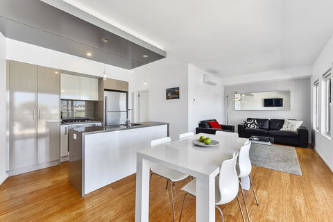 Aloha Waterfront Properties - Lennox Head Accommodation 18