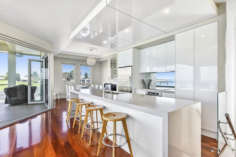 Aloha Waterfront Properties - Lennox Head Accommodation 7
