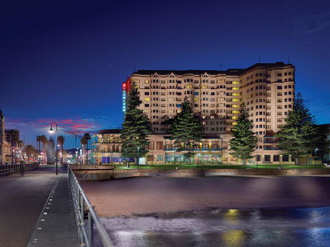 Stamford Grand Adelaide - Lennox Head Accommodation 0