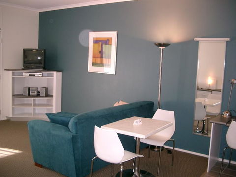 McLaren Vale Motel & Apartments - Lennox Head Accommodation 9
