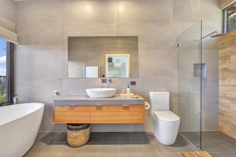 Shadow Creek McLaren Vale - Lennox Head Accommodation 16