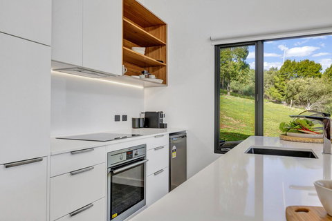 Shadow Creek McLaren Vale - Lennox Head Accommodation 10