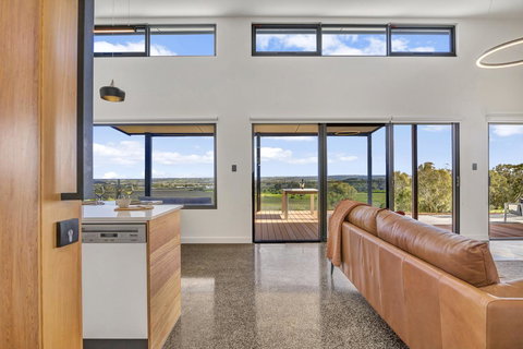 Shadow Creek McLaren Vale - Lennox Head Accommodation 2