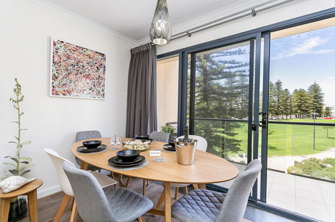 Heart Of Glenelg BnB - Lennox Head Accommodation 11