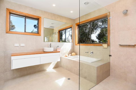 Port Of Call - Port Willunga - C21 SouthCoast Holidays - Lennox Head Accommodation 14