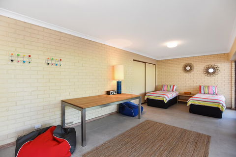Port Of Call - Port Willunga - C21 SouthCoast Holidays - Lennox Head Accommodation 21