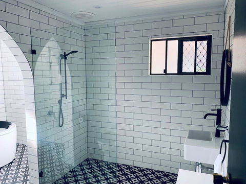 The Manor Basket Range - Lennox Head Accommodation 10