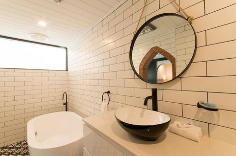 The Manor Basket Range - Lennox Head Accommodation 2