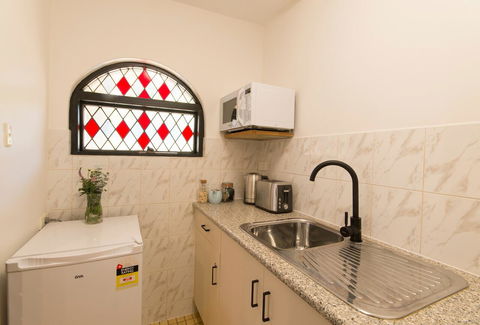 The Manor Basket Range - Lennox Head Accommodation 5