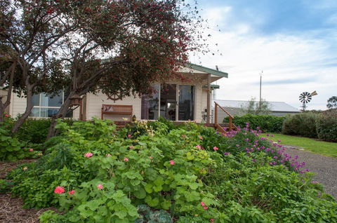 Admirals Inn - Lennox Head Accommodation 6