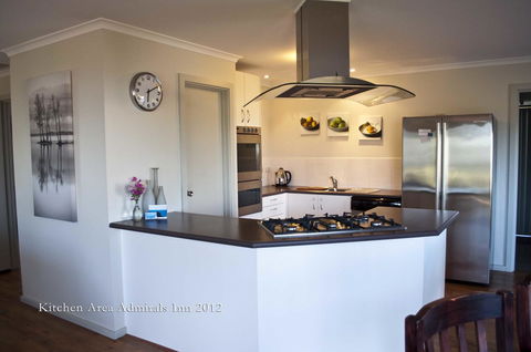 Admirals Inn - Lennox Head Accommodation 0