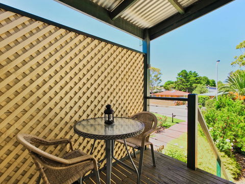 Wine And Roses Bed And Breakfast - Lennox Head Accommodation 12