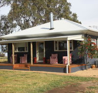 Rabbiters Hut - Lennox Head Accommodation
