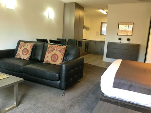 Adelaide DressCircle Apartments - Archer Street - Lennox Head Accommodation 2
