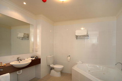 Lady Bay Hotel - Lennox Head Accommodation 7