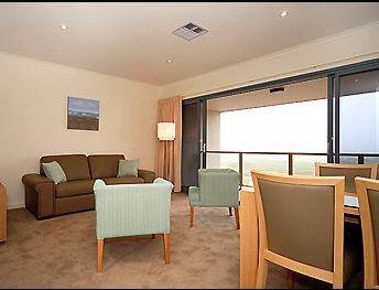 Lady Bay Hotel - Lennox Head Accommodation 6