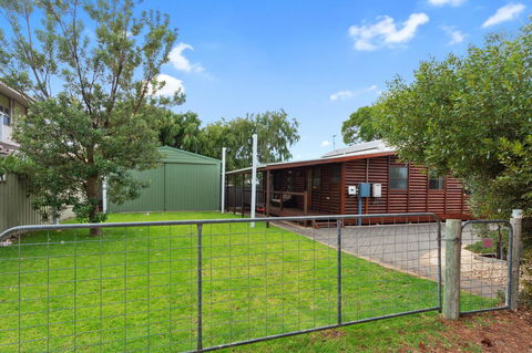 The Log Cabin - 47 Jetty Road - Lennox Head Accommodation 6