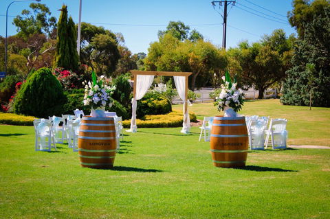 Mick O\'Sheas - Lennox Head Accommodation 12