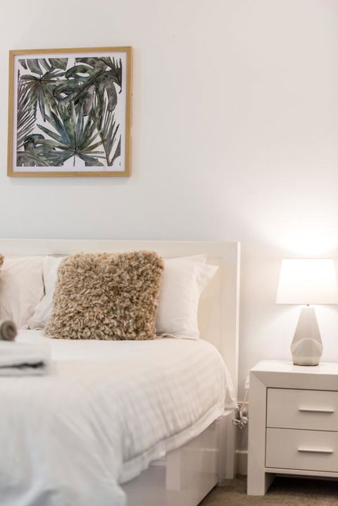 Beachside Luxury & Comfort, Ocean Views In Glenelg - Lennox Head Accommodation 13