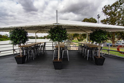 Murray River Queen - Lennox Head Accommodation 28