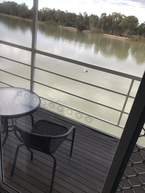 Murray River Queen - Lennox Head Accommodation 1