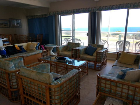 Seafront Shack - Lennox Head Accommodation 12