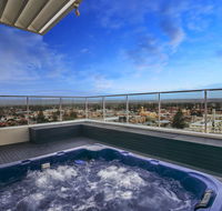 Glenelg Skyline Penthouse - Lennox Head Accommodation