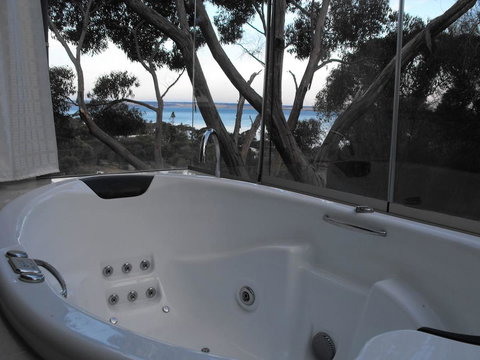 Saar River House - Lennox Head Accommodation 9