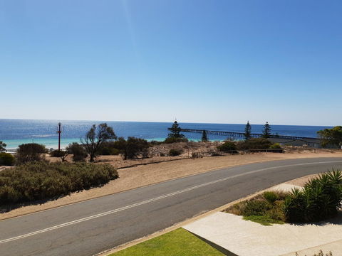 South Shores - Lennox Head Accommodation 3