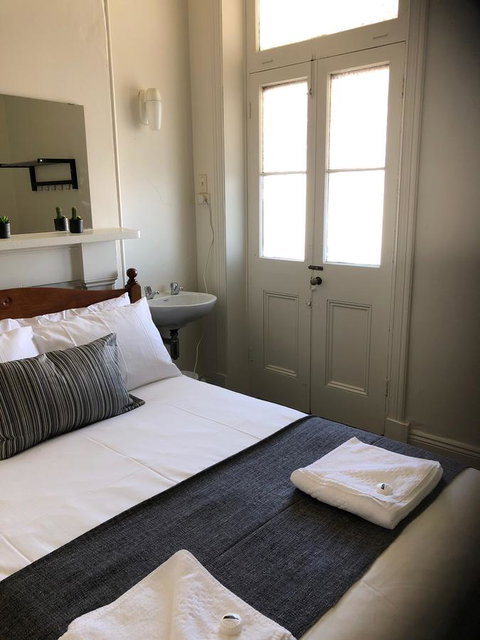 Cornwall Hotel - Lennox Head Accommodation 7