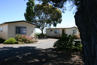 Book Millicent Accommodation Vacations Lennox Head Accommodation Lennox Head Accommodation