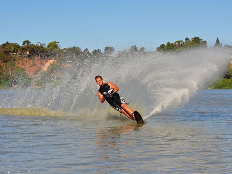 Echo Holiday Parks - Renmark - Lennox Head Accommodation 6