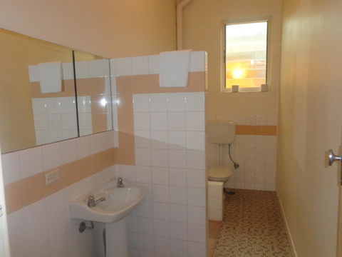 Adelaide Backpackers And Travellers Inn - Lennox Head Accommodation 44
