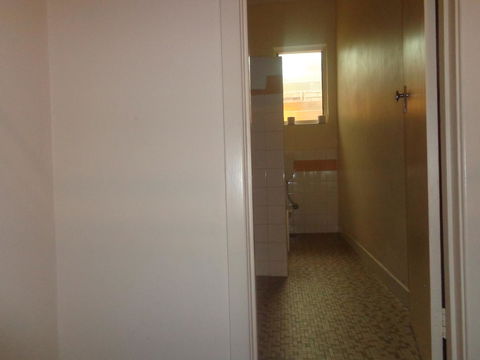 Adelaide Backpackers And Travellers Inn - Lennox Head Accommodation 37