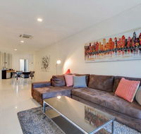 Executive suite incredible views of city - Lennox Head Accommodation