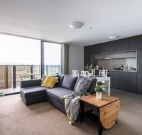 Modern 2 BedroomWIFI/Netflix/ParkingGreat Views - Lennox Head Accommodation