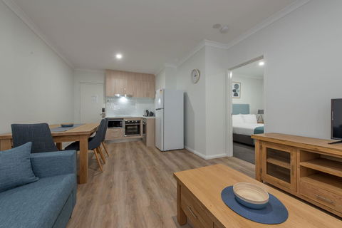 Jurien Bay Motel Apartments - Lennox Head Accommodation 4