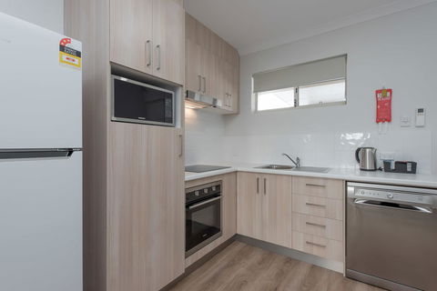 Jurien Bay Motel Apartments - Lennox Head Accommodation 16
