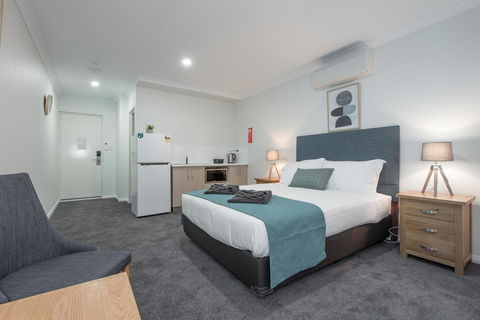 Jurien Bay Motel Apartments - Lennox Head Accommodation 9