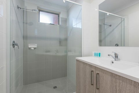 Jurien Bay Motel Apartments - Lennox Head Accommodation 11