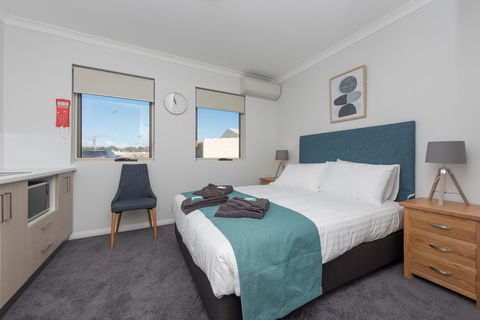 Jurien Bay Motel Apartments - Lennox Head Accommodation 23