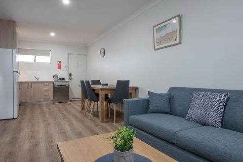 Jurien Bay Motel Apartments - Lennox Head Accommodation 7