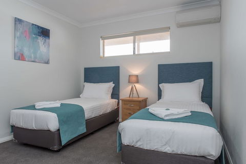 Jurien Bay Motel Apartments - Lennox Head Accommodation 18