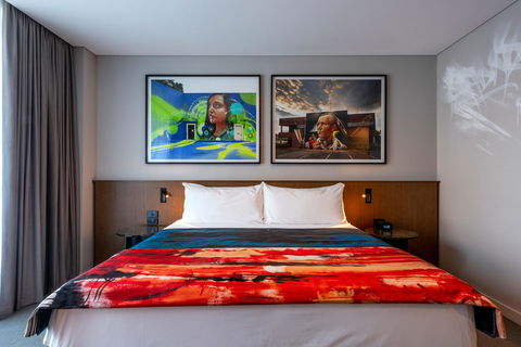 The Adnate Perth - Art Series - Lennox Head Accommodation 15