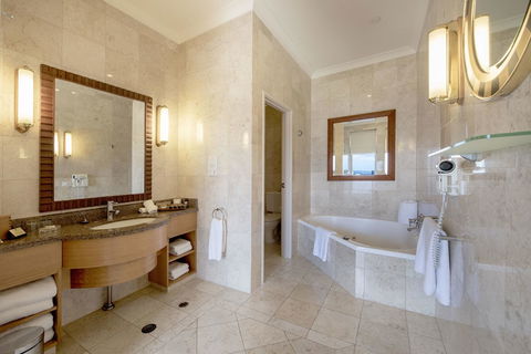 Duxton Hotel Perth - Lennox Head Accommodation 14