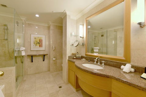 Duxton Hotel Perth - Lennox Head Accommodation 18
