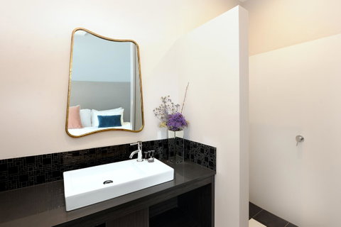 The Stirling Arms Hotel - Lennox Head Accommodation 7
